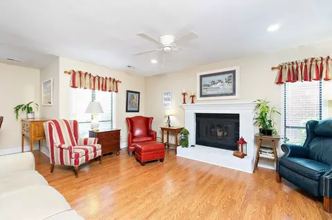 145 Clancy Cir, Cary, NC 27511 photo 6