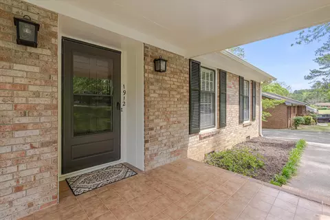 1912 Cannon Dr, Durham, NC 27705 photo 3