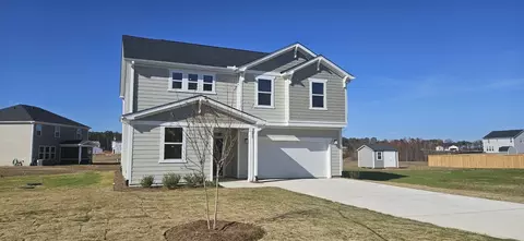 63 Thomas Gage Dr, Fuquay Varina, NC 27526