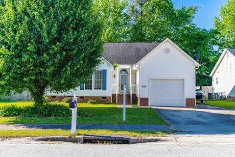 3921 Cold Harbour Dr, Raleigh, NC 27610