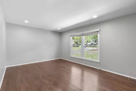 5809 Rangeley Dr, Raleigh, NC 27609 photo 4