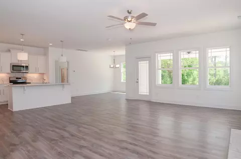 27 Cedarbrook Dr, Benson, NC 27504 photo 12