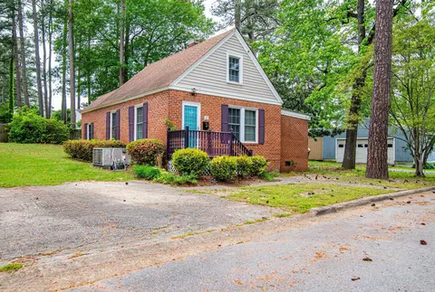 601 Cedar St, Roanoke Rapids, NC 27870