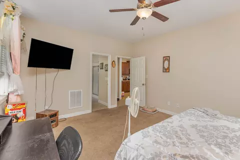 562 Main St, Smithfield, NC 27577 photo 19