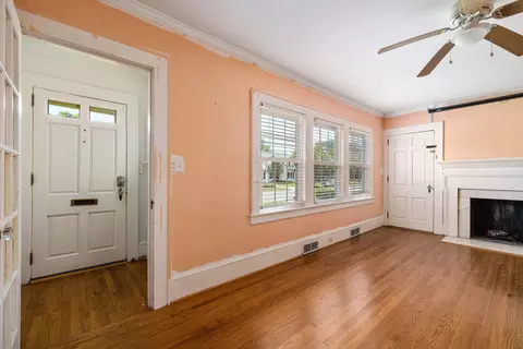 515 S 4th St, Smithfield, NC 27577 photo 4