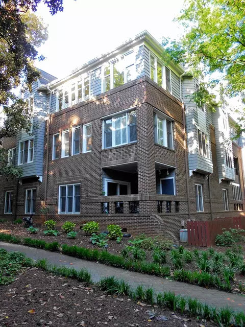 741 Bishops Park Dr #301, Raleigh, NC 27605