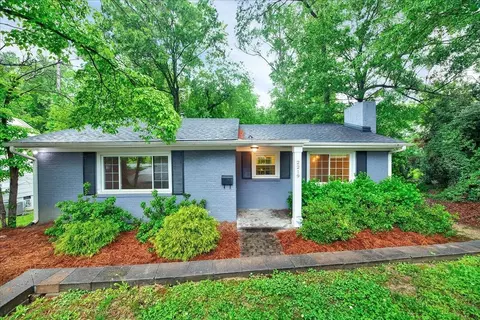 2219 Glascock St, Raleigh, NC 27610