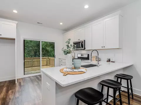 614 Ellerbee St # A, Durham, NC 27704 photo 15