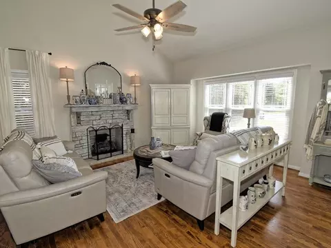 803 E Morris Cir, Dunn, NC 28334 photo 5