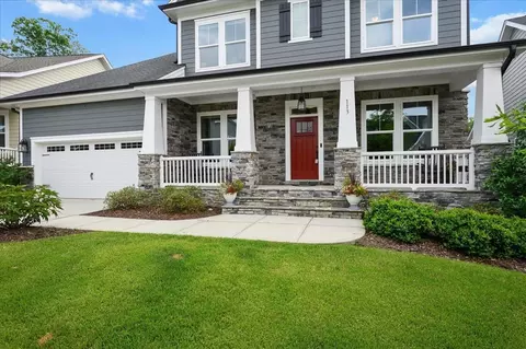 113 Landover Cir, Chapel Hill, NC 27516