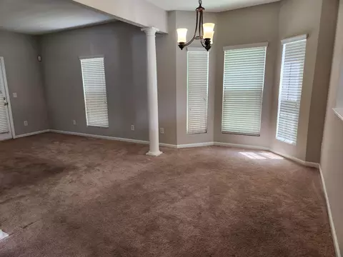 37 Sharpstone Ln, Durham, NC 27703 photo 5