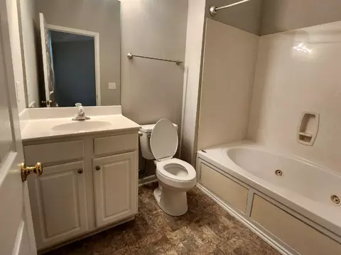 37 Sharpstone Ln, Durham, NC 27703 photo 10