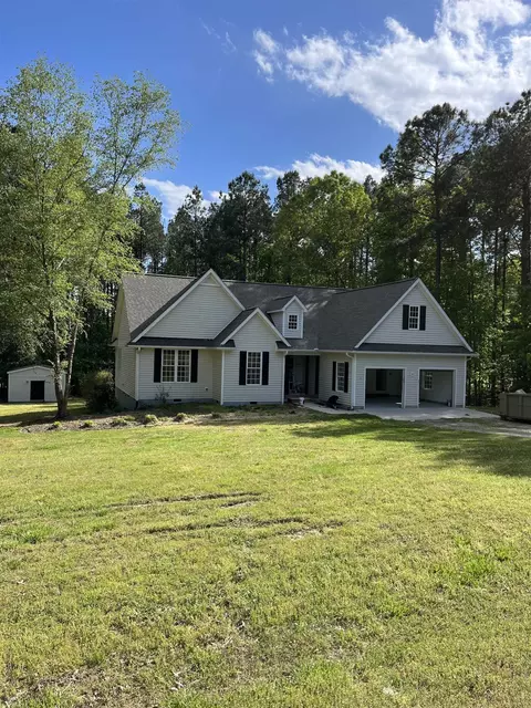 535 Franklin Ln, Henderson, NC 27537
