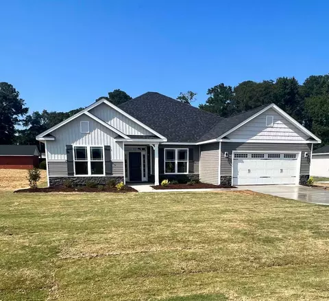 804 Madison Ann Dr, La Grange, NC 28551