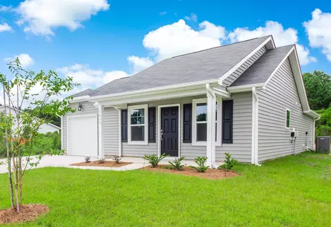 306 Suhani Ln, Clayton, NC 27520