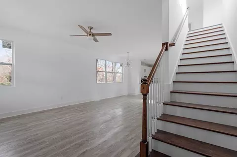 101 S Roderick Dr, Smithfield, NC 27577 photo 5