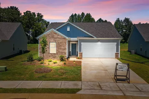 221 Antietam Pl, Mebane, NC 27302