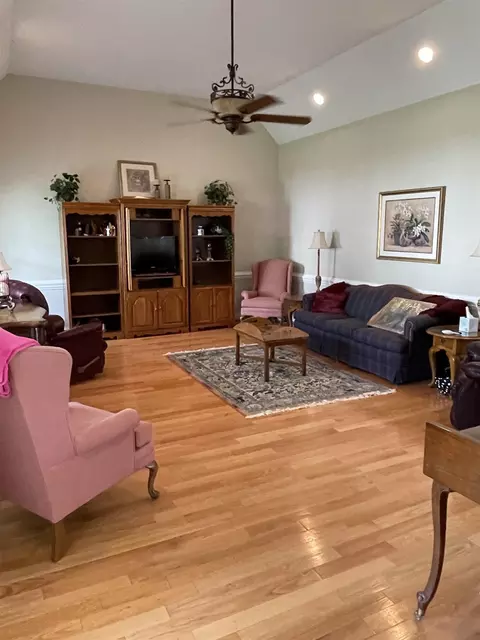 4 Edgewater Dr, Smithfield, NC 27577 photo 7