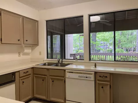 4100 Five Oaks Dr #23, Durham, NC 27707 photo 3