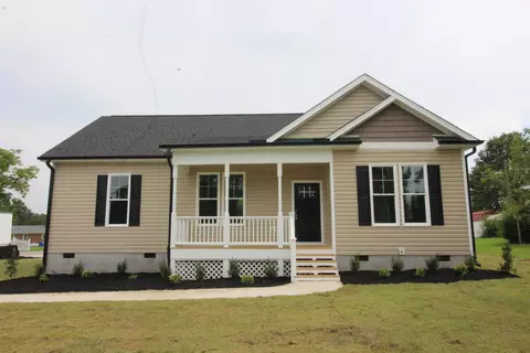 462 E Stewart St, Coats, NC 27521