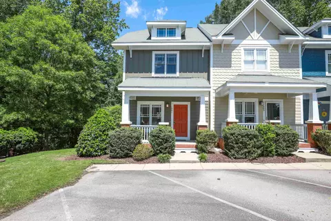 1001 Bungalow Park Dr, Apex, NC 27502