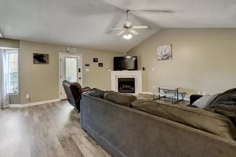 109 Shallow Creek Xing, Willow Spring, NC 27592 photo 6