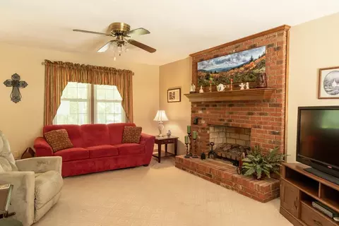302 E C St, Butner, NC 27509 photo 5