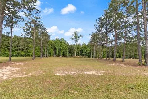 126 Lakeview Estates Dr, Princeton, NC 27569