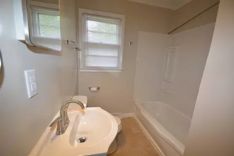 607 Cecil St, Durham, NC 27707 photo 7