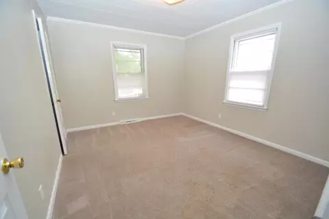 607 Cecil St, Durham, NC 27707 photo 8