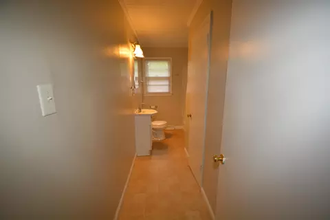 607 Cecil St, Durham, NC 27707 photo 6