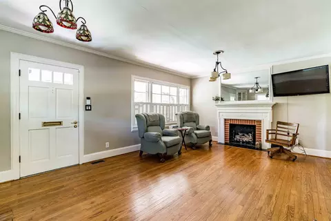 902 S First St, Smithfield, NC 27577 photo 4