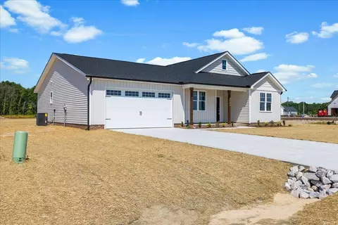 9046 Byron Ct, Bailey, NC 27807 photo 2