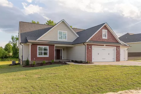 49 Cedarbrook Dr, Benson, NC 27504 photo 2