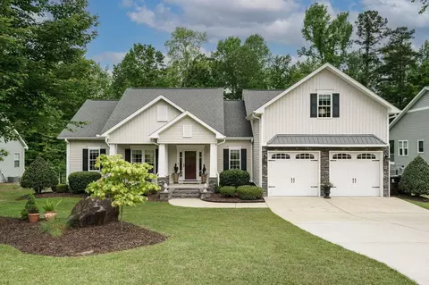 1505 Wiggins Dr, Sanford, NC 27330