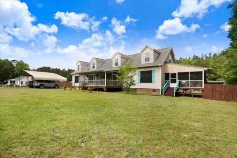 6328 Coachlight Rd, Elm City, NC 27822