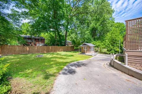 703 E Hammond St, Durham, NC 27704 photo 39