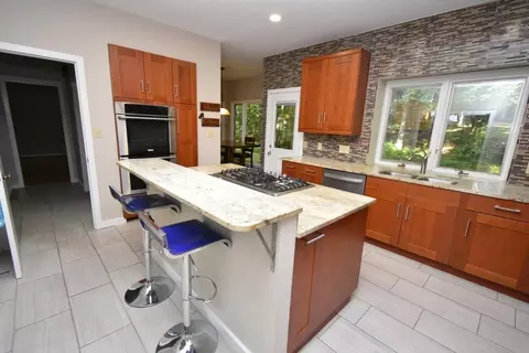 408 Constitution Dr, Durham, NC 27705 photo 4