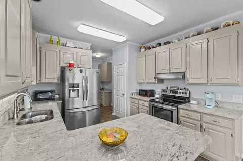 1085 W Core Rd, Dunn, NC 28334 photo 11