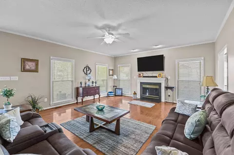 1085 W Core Rd, Dunn, NC 28334 photo 7
