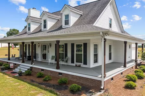 1085 W Core Rd, Dunn, NC 28334 photo 4