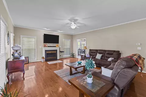 1085 W Core Rd, Dunn, NC 28334 photo 8