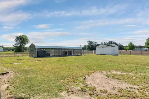 21 Seth Ln, Dunn, NC 28334 photo 6