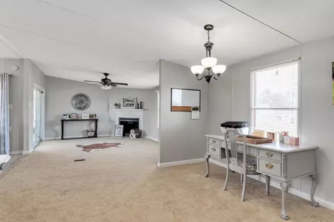 21 Seth Ln, Dunn, NC 28334 photo 11