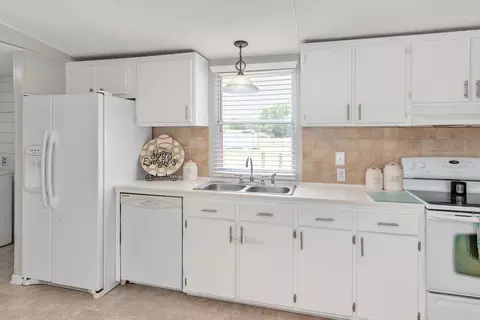 21 Seth Ln, Dunn, NC 28334 photo 17