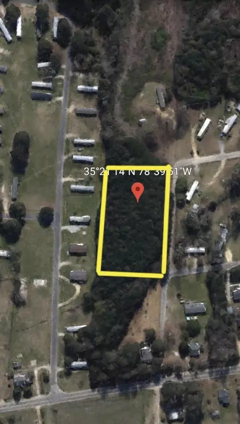Gar Lane, Dunn, NC 28334 photo 2