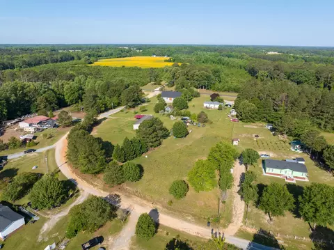 111 Cove Ln, Four Oaks, NC 27524