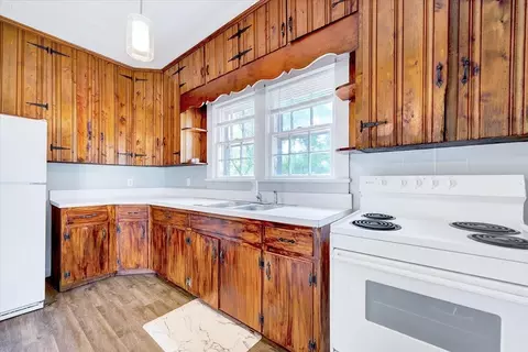 407 W E St, Erwin, NC 28339 photo 14