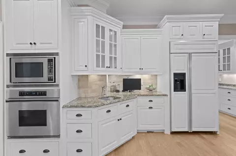 3329 Hampton Rd, Raleigh, NC 27607 photo 8