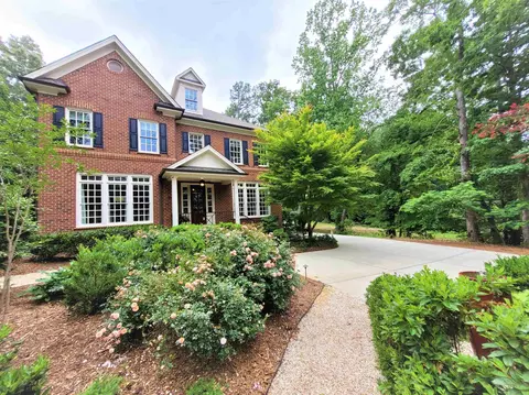 3329 Hampton Rd, Raleigh, NC 27607 photo 2